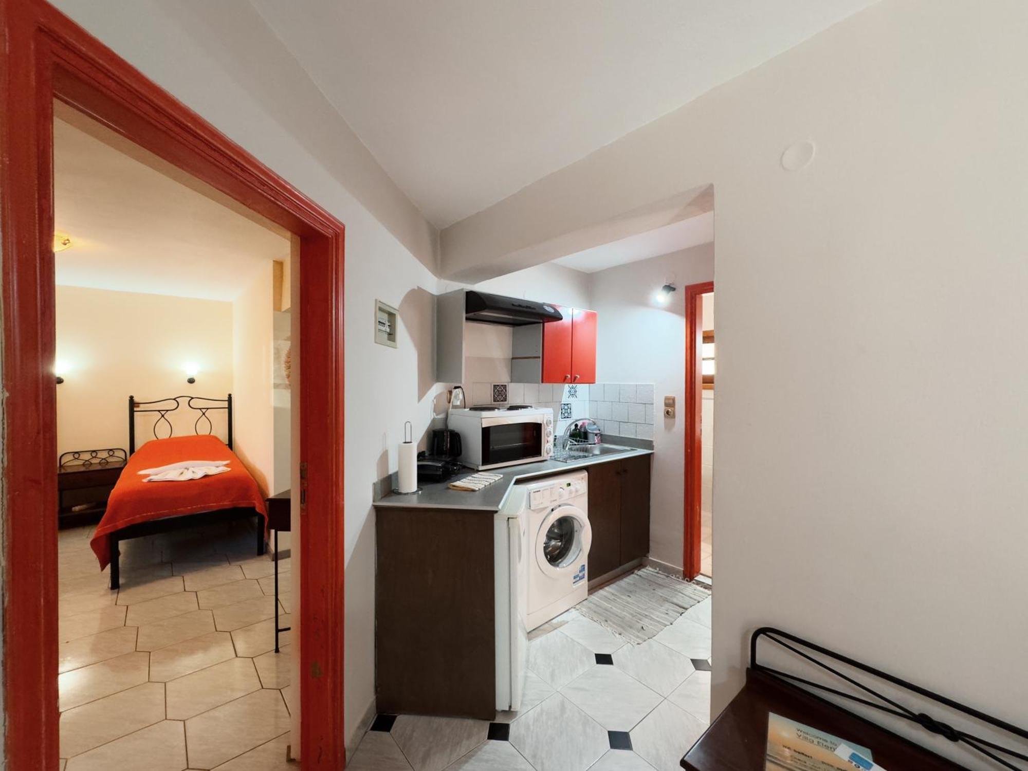 Villa Eleni Seaside Apartments Платаньяс Экстерьер фото